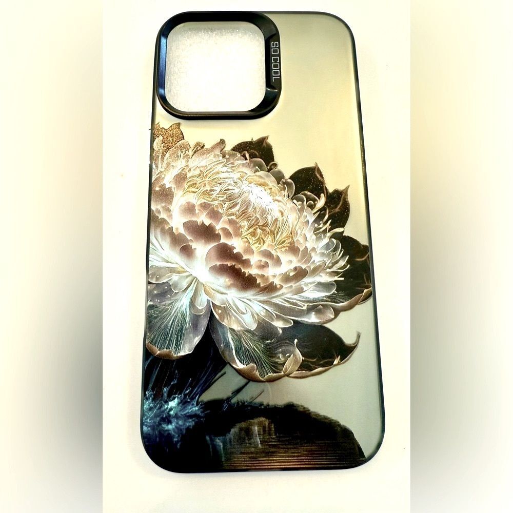 Luxury and beautiful Lotus Flower Anti-drop Armour Case For iPhone 16 Pro Max